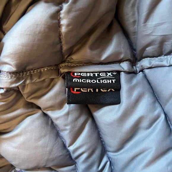 The North Face Purple Flight Series Jacket - Picture 10 of 10